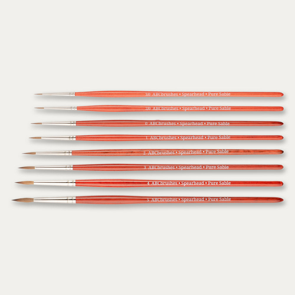 ABC Brushes Spearhead paint brush set on a white background.